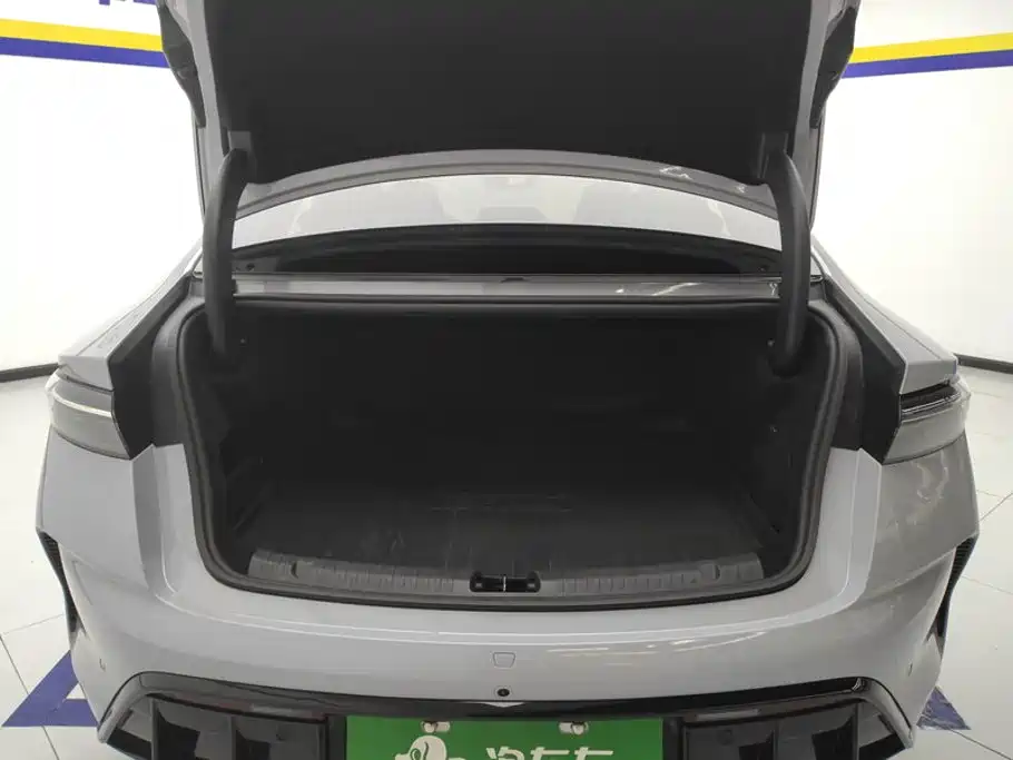 BYD Seal — миниатюра 4