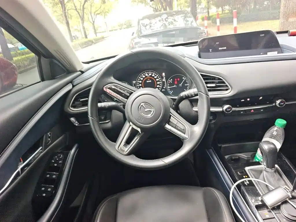 Mazda CX-30 — миниатюра 11
