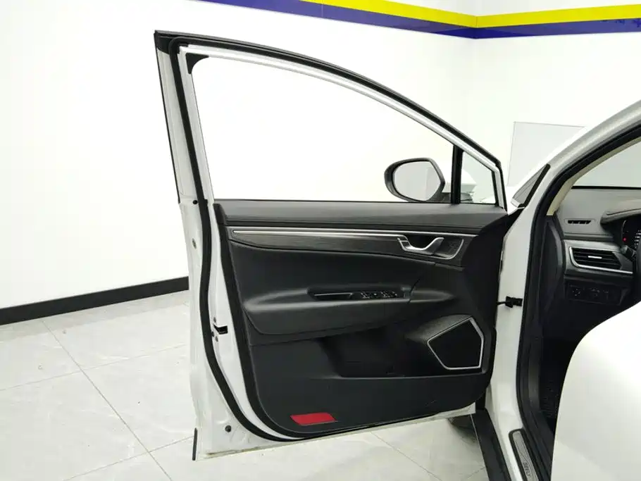 Geely Emgrand GS — миниатюра 7