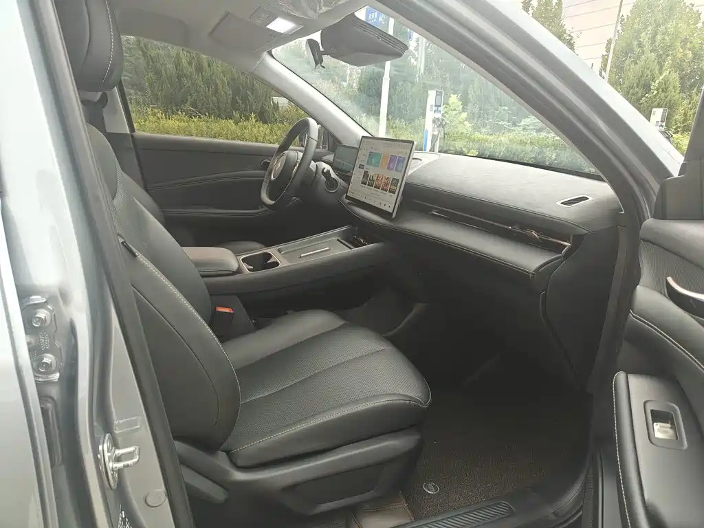 Baojun Yunhai — миниатюра 25