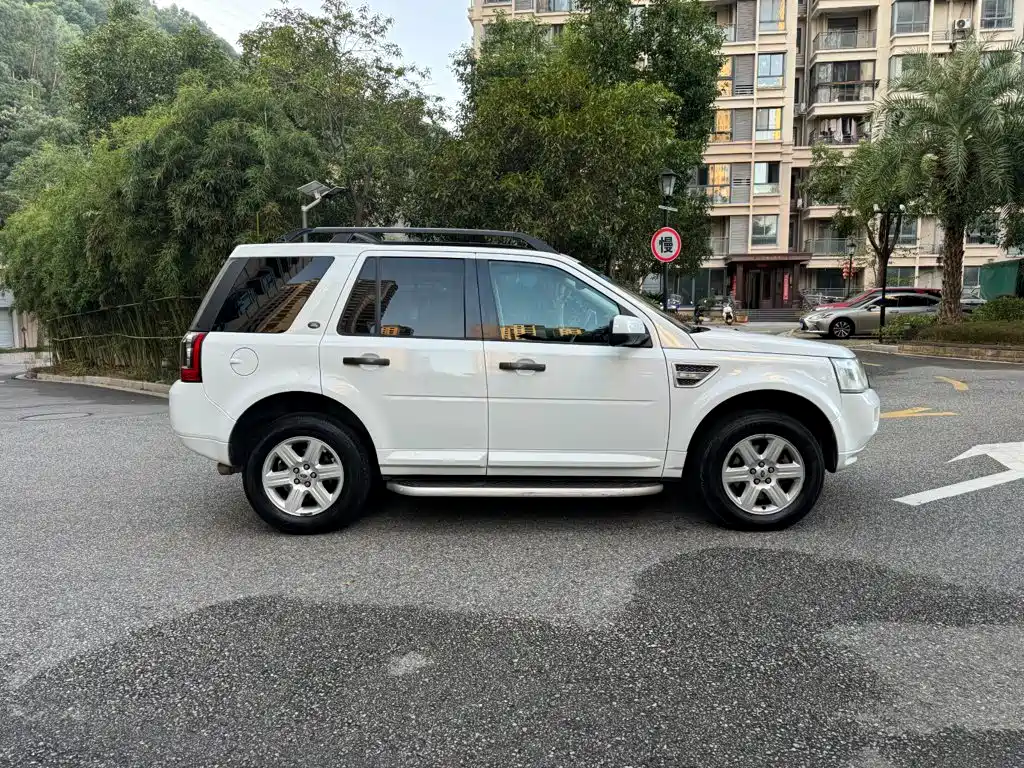 Land Rover Freelander 2 — миниатюра 7