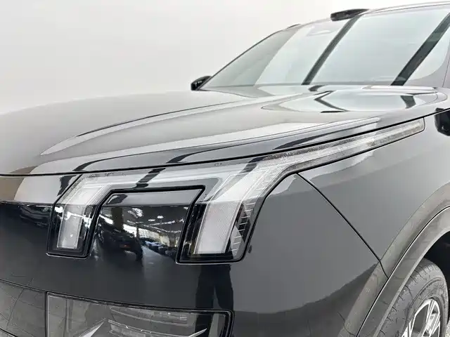 Lynk & Co 900 — миниатюра 18