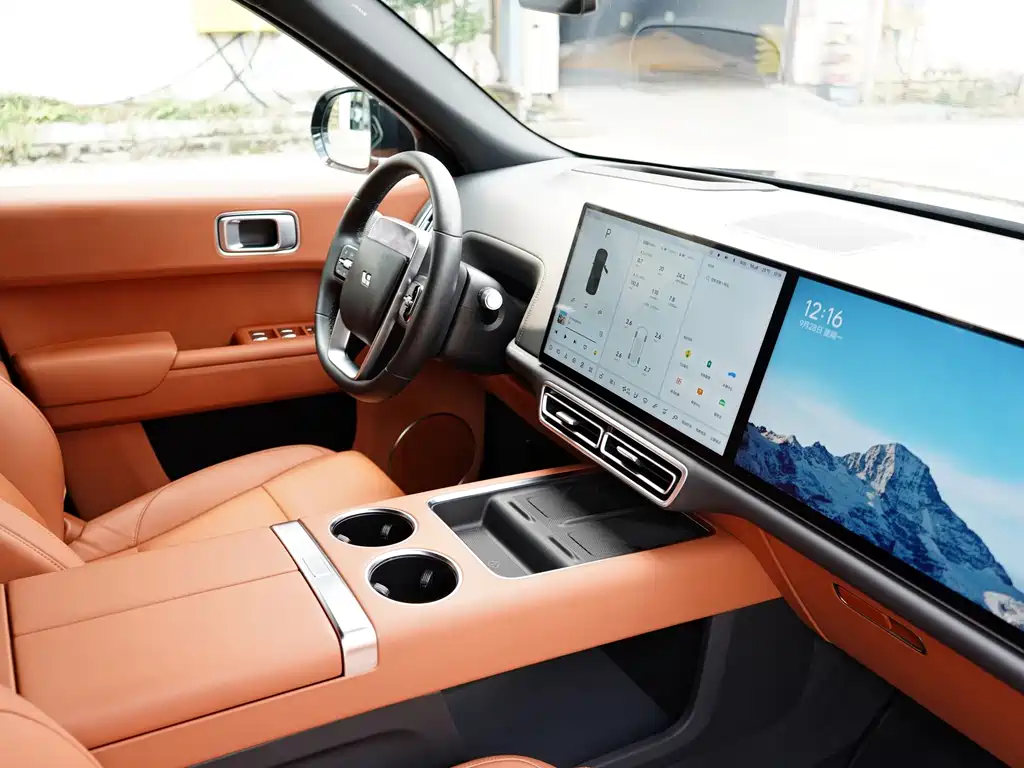 Li Auto Li L8 — миниатюра 11
