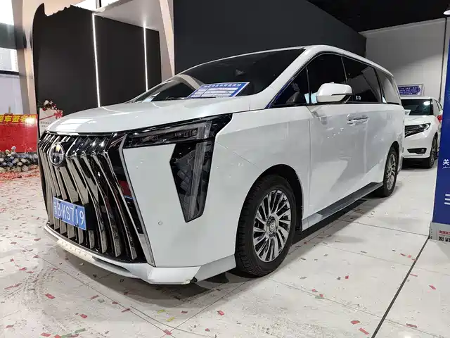2023 GAC GN8