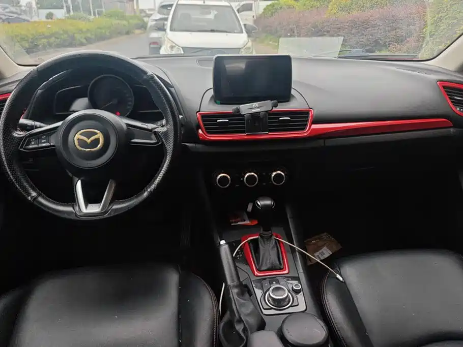 Mazda 3 Axela — миниатюра 12