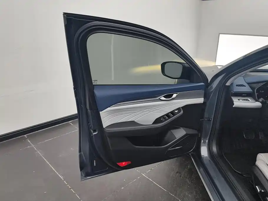 Geely Xingrui — миниатюра 7