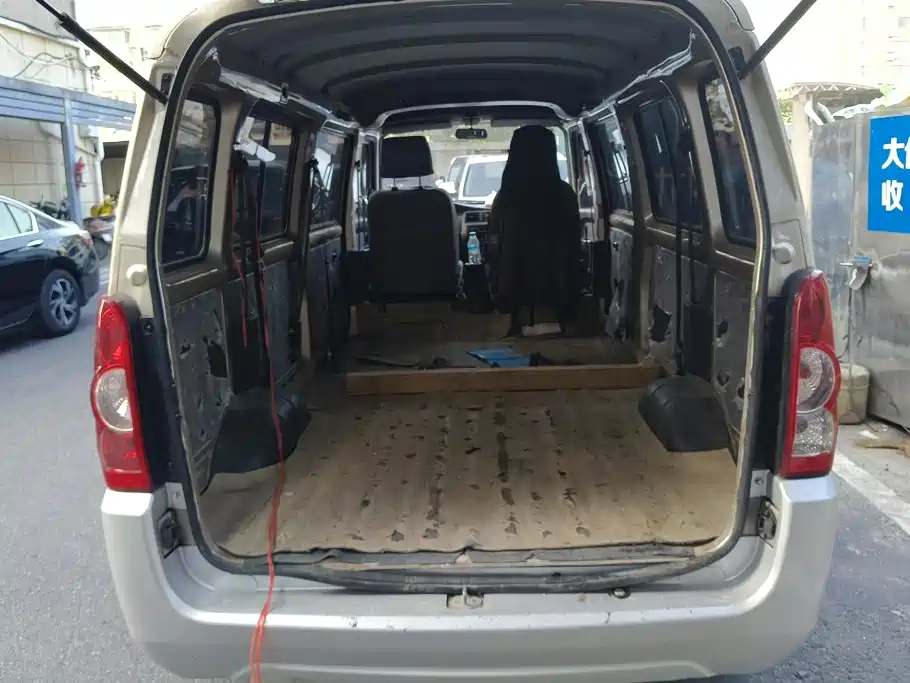 Wuling Rongguang EV — миниатюра 4