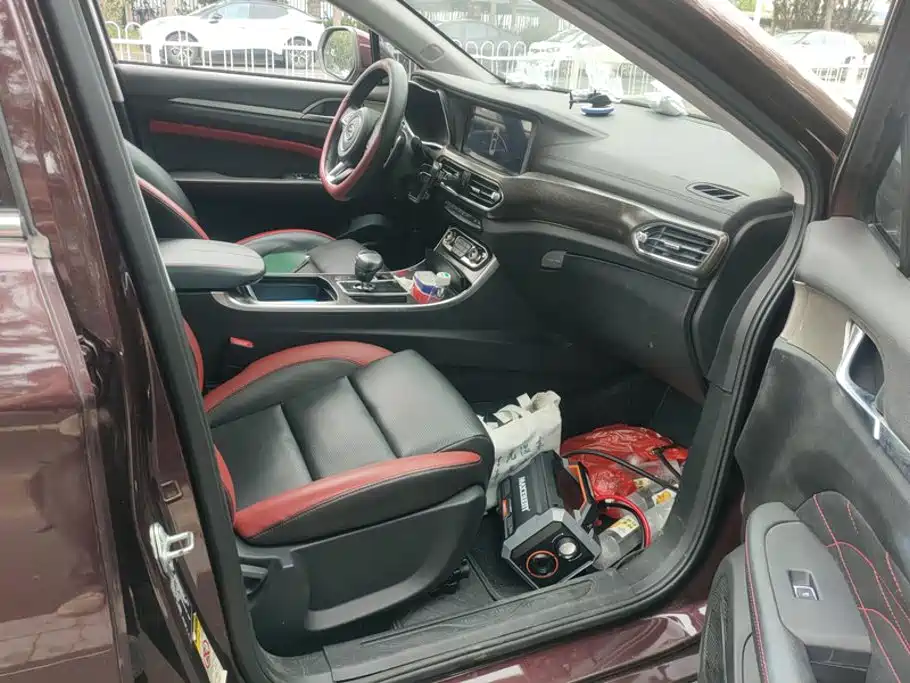 Landwind Landwind Rongyao — миниатюра 8