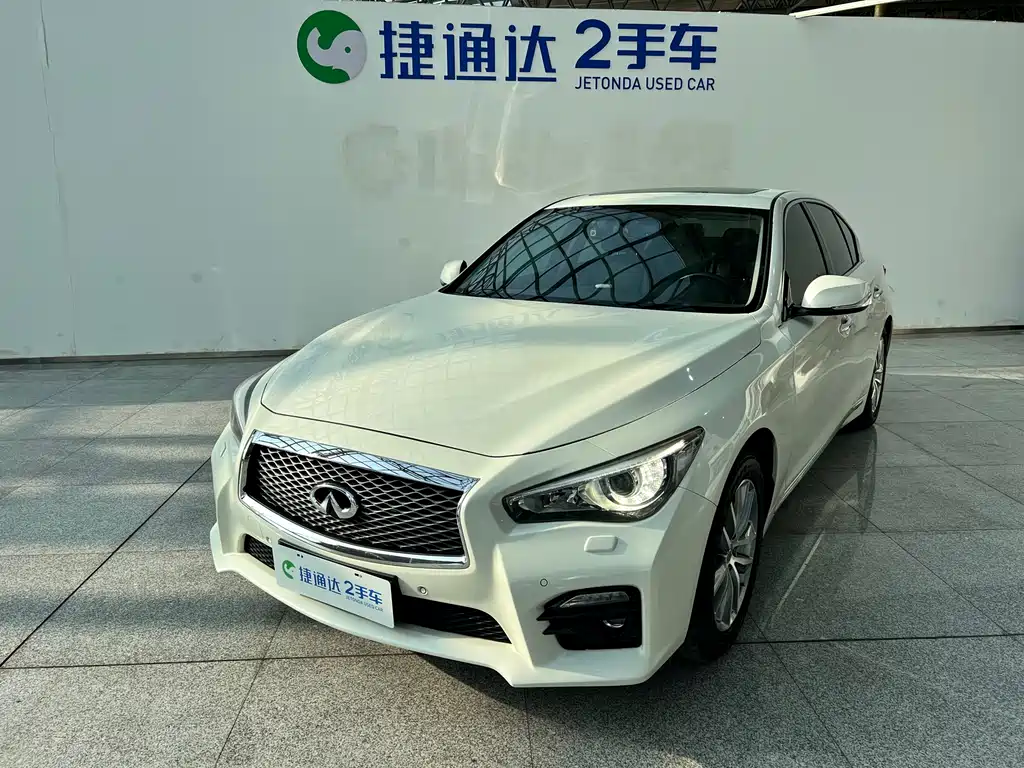 Infiniti Q50L 2017