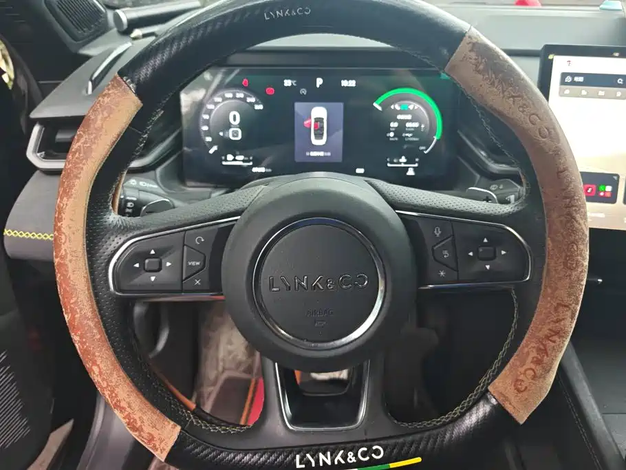 Lynk & Co 03 — миниатюра 15