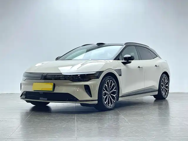 2025 Zeekr 007