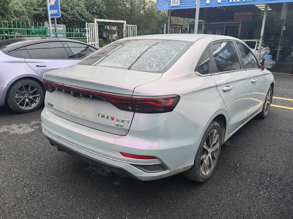Geely Emgrand — миниатюра 9