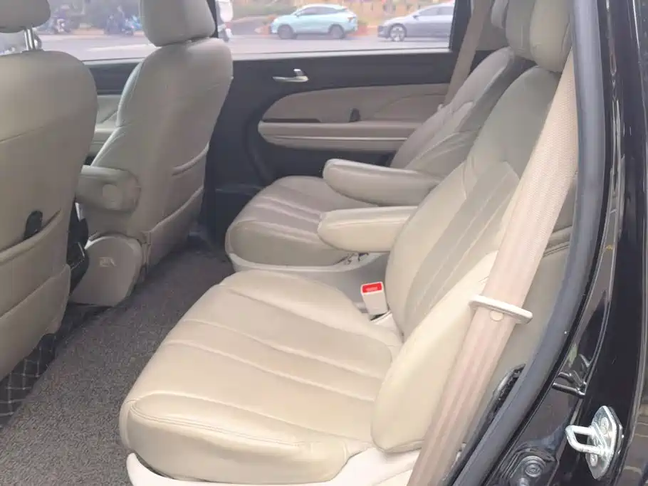 GAC Motor Trumpchi M6 — миниатюра 11