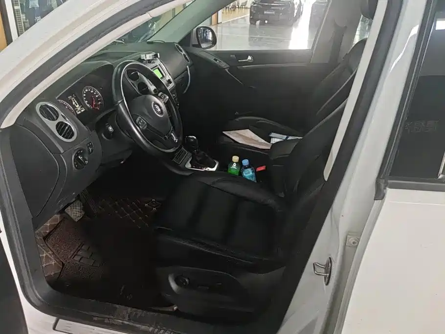 Volkswagen Tiguan — миниатюра 9