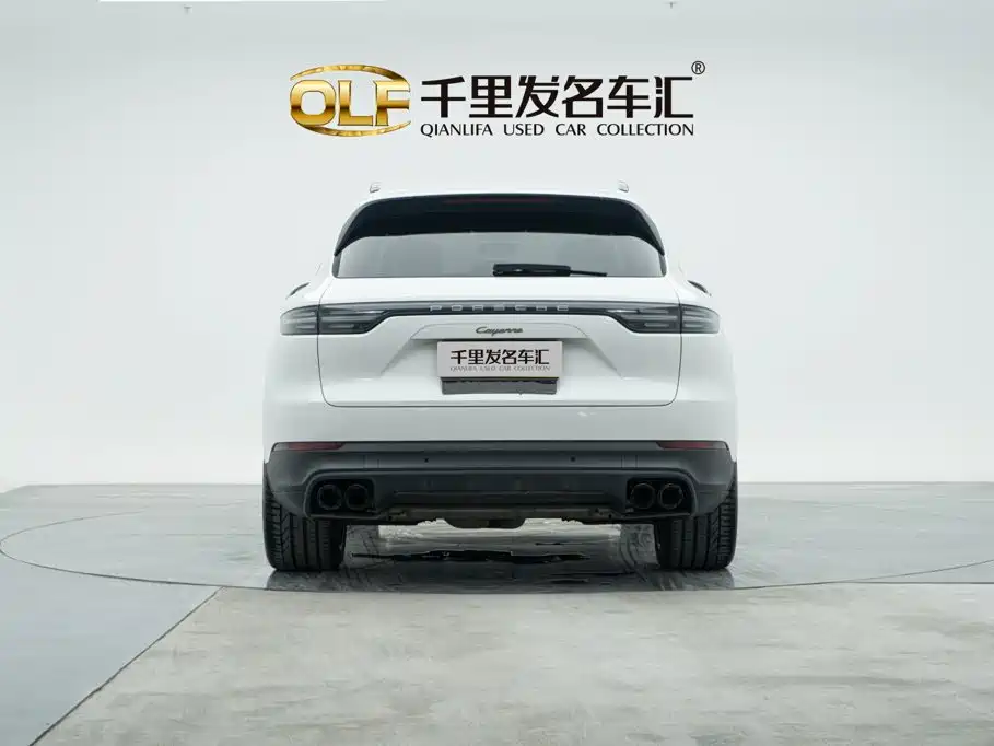 Porsche Cayenne — миниатюра 6