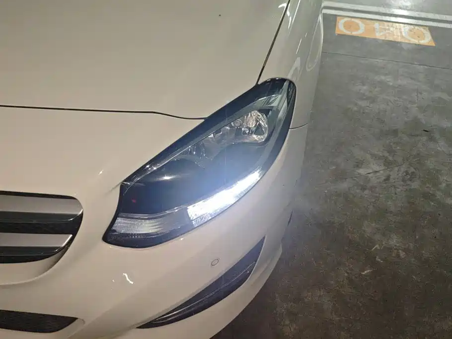 Mercedes-Benz B-Class — миниатюра 5