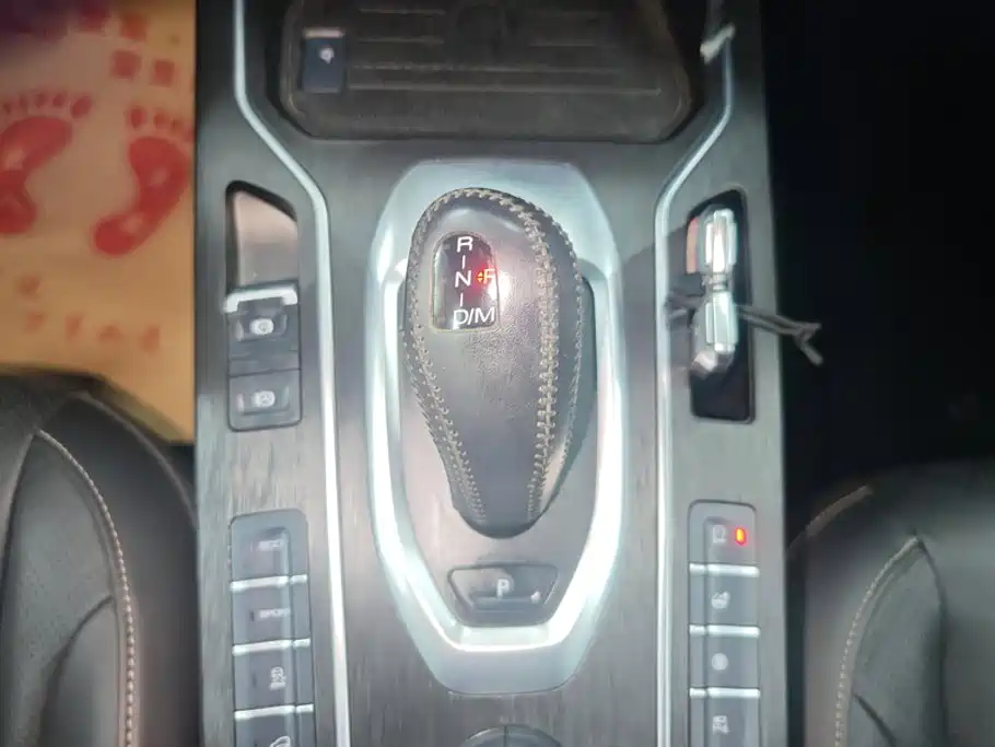 Wey Wey VV6 — миниатюра 16