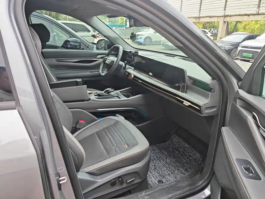 Ford Edge — миниатюра 8