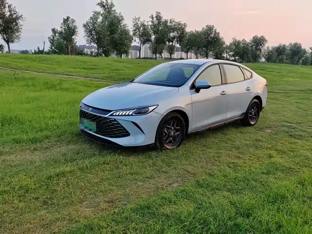 BYD 秦PLUS