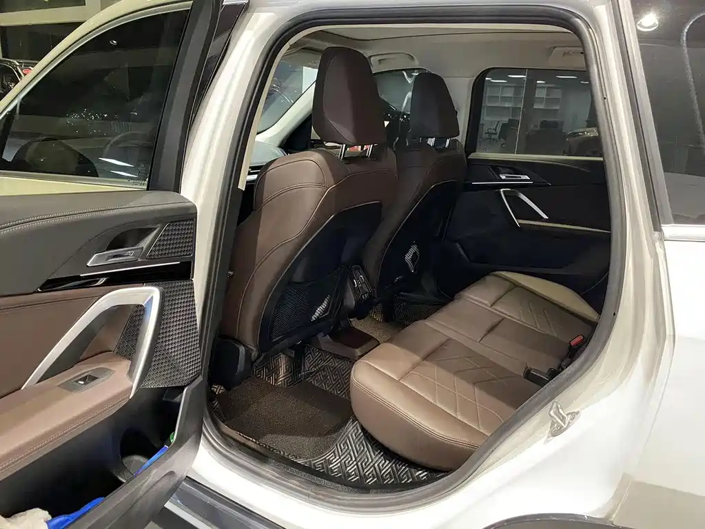 BMW X1 — миниатюра 8