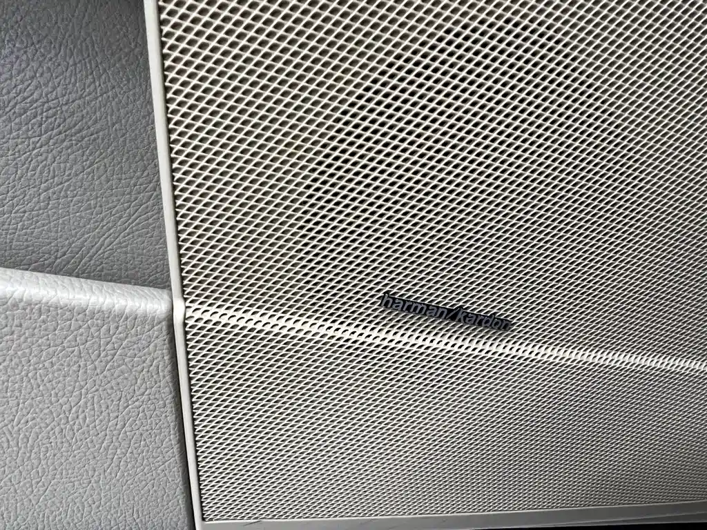 Mercedes-Benz S-Class — миниатюра 14