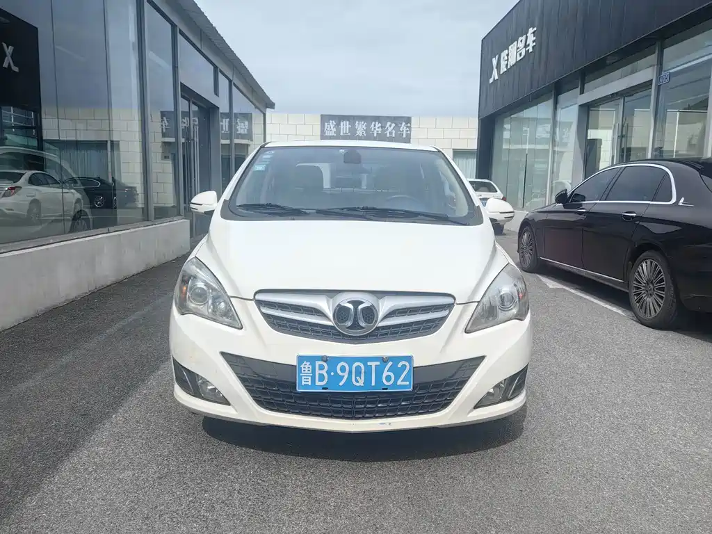 BAIC E-Series — миниатюра 2