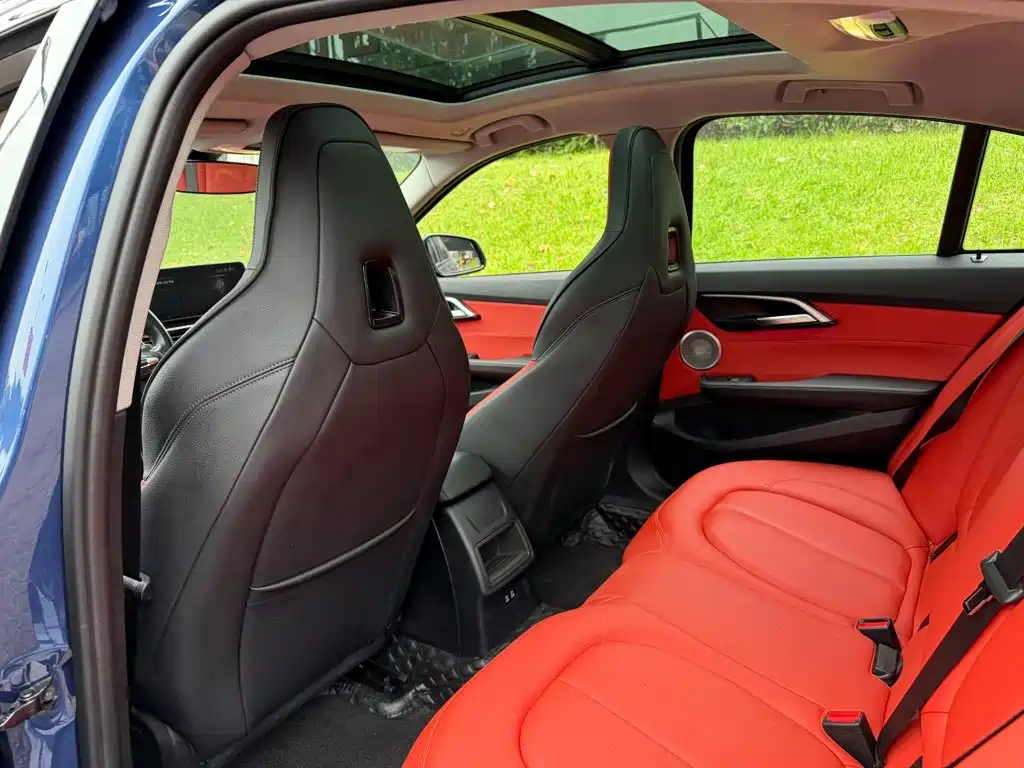 BMW 1 Series — миниатюра 11