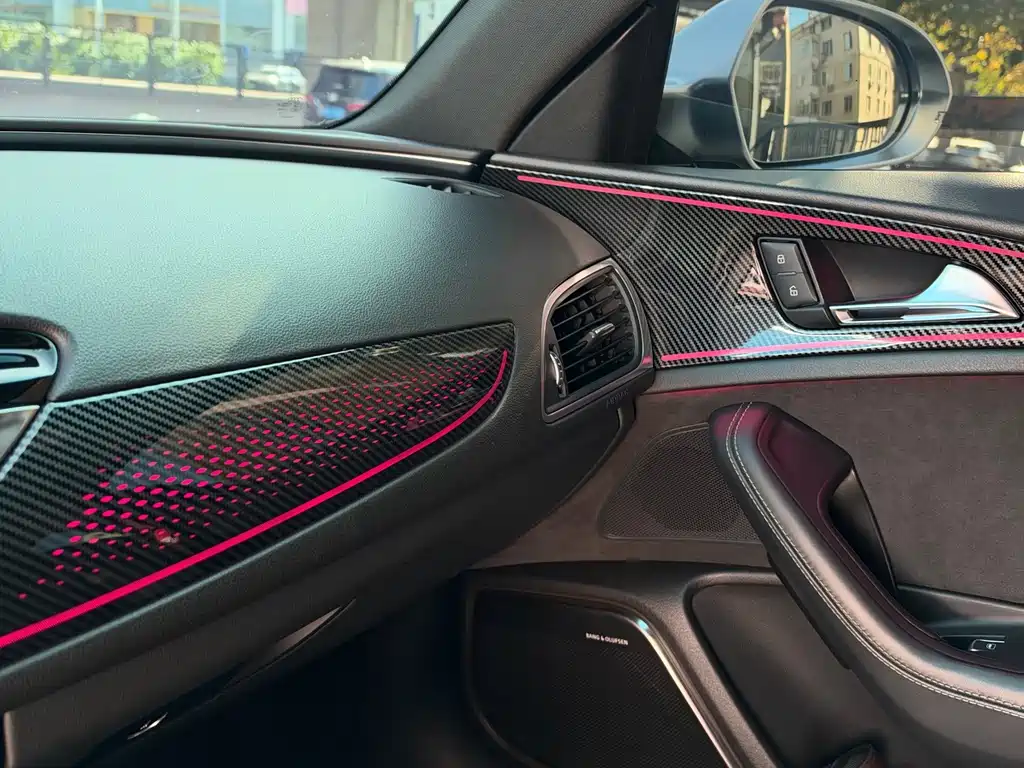 Audi RS 6 — миниатюра 12