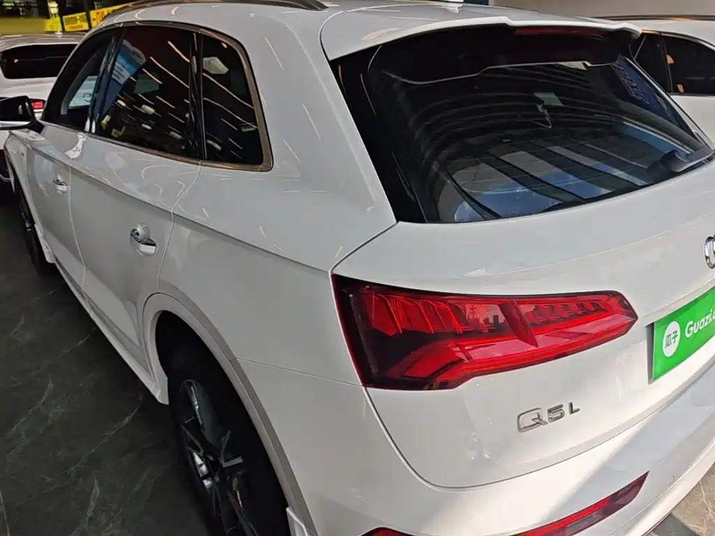 Audi Q5L 2018 40 TFSI Fashion VI