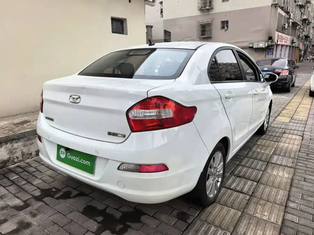 Kaiyi C3 2015 1.5L MT