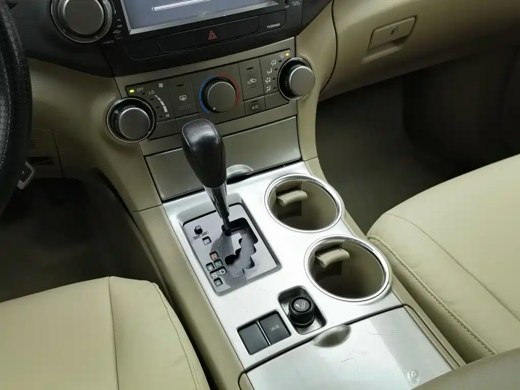 Toyota Highlander — миниатюра 13