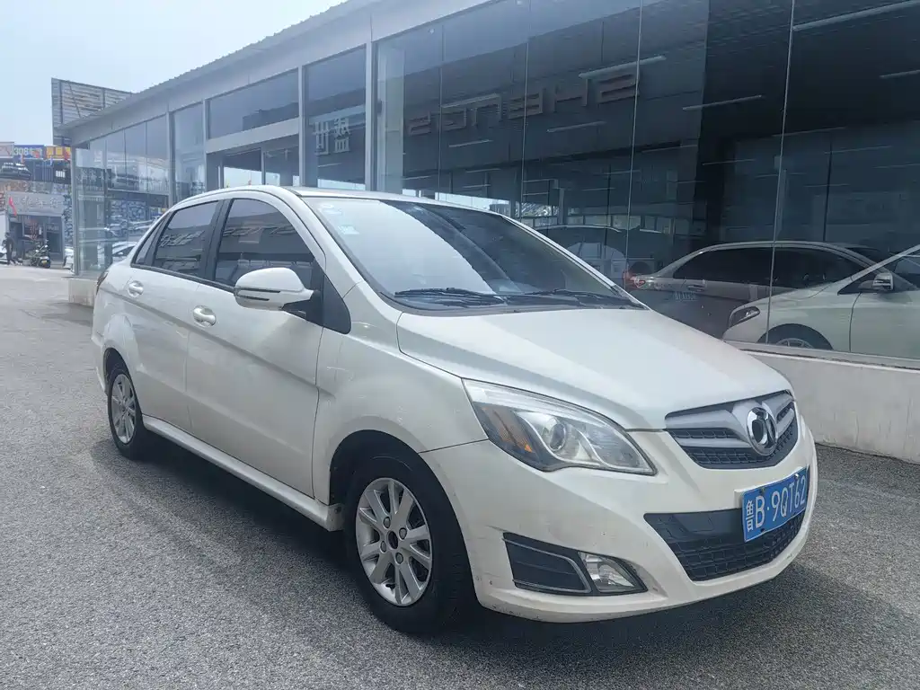 BAIC E-Series — миниатюра 3