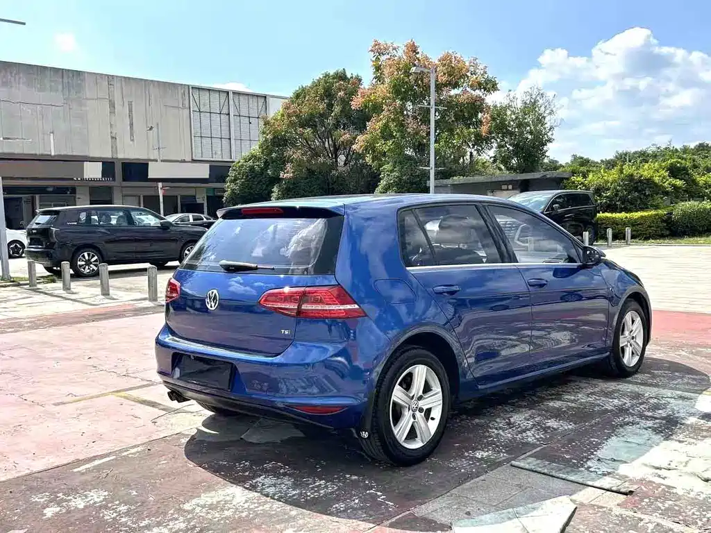 Volkswagen Golf — миниатюра 7