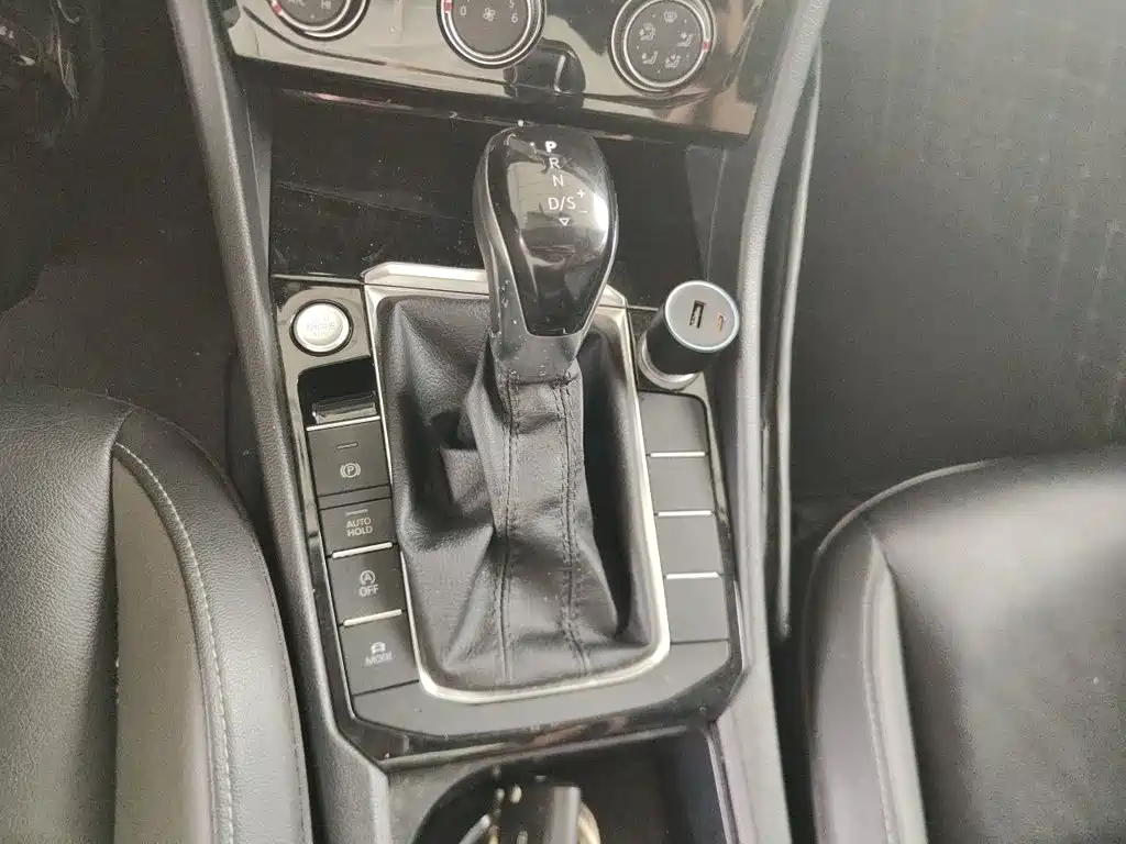 Volkswagen Sagitar — миниатюра 15