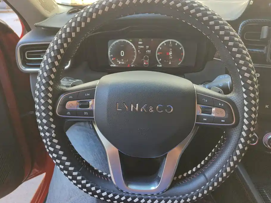 Lynk & Co 02 — миниатюра 15
