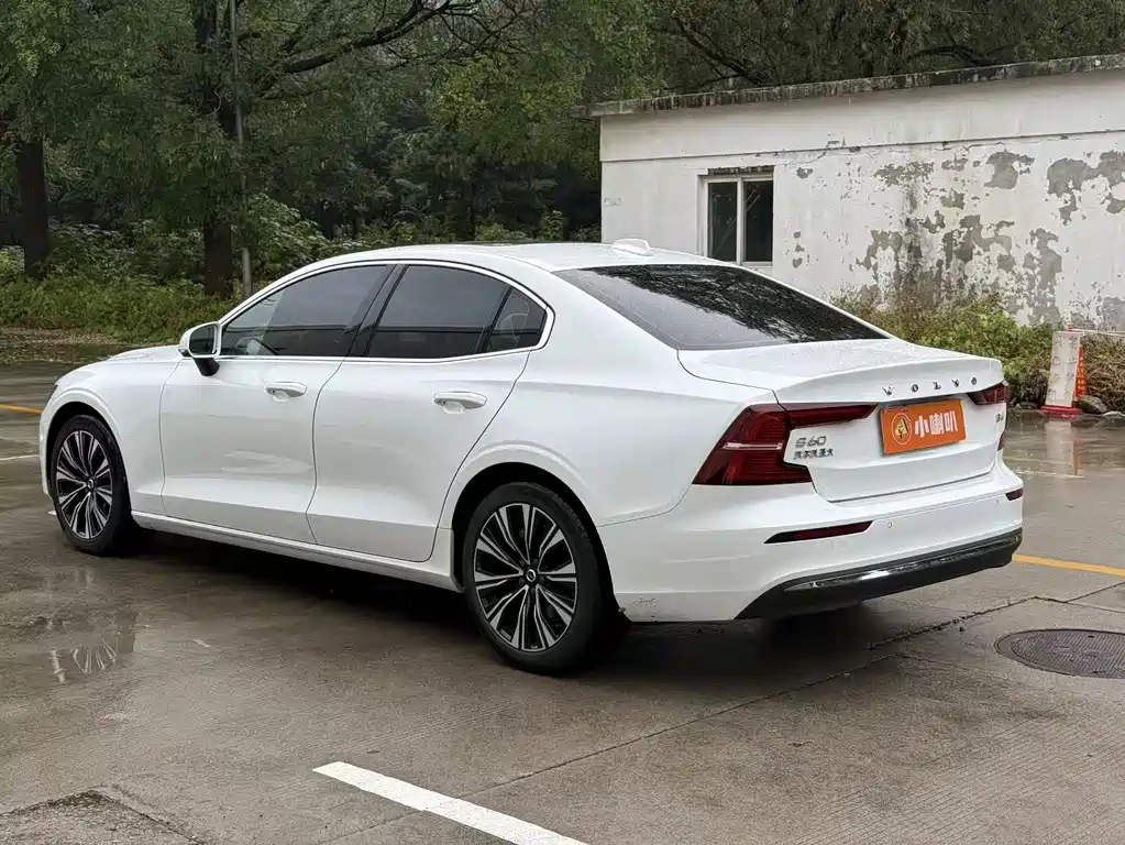 Volvo S60 — миниатюра 12