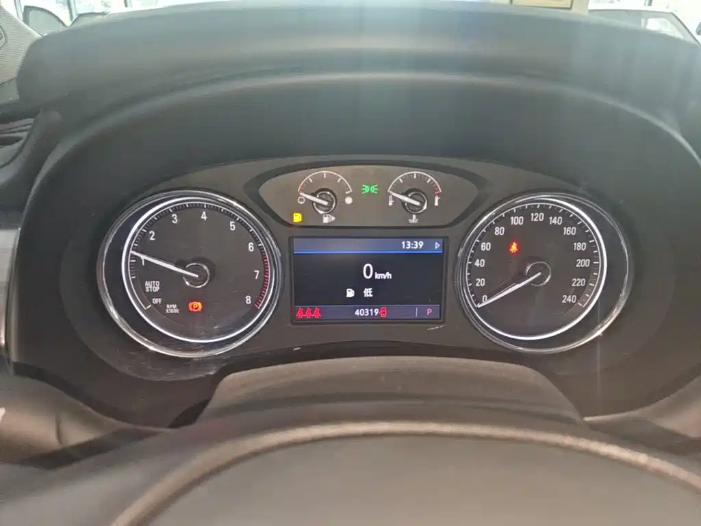 Buick LaCrosse — миниатюра 12
