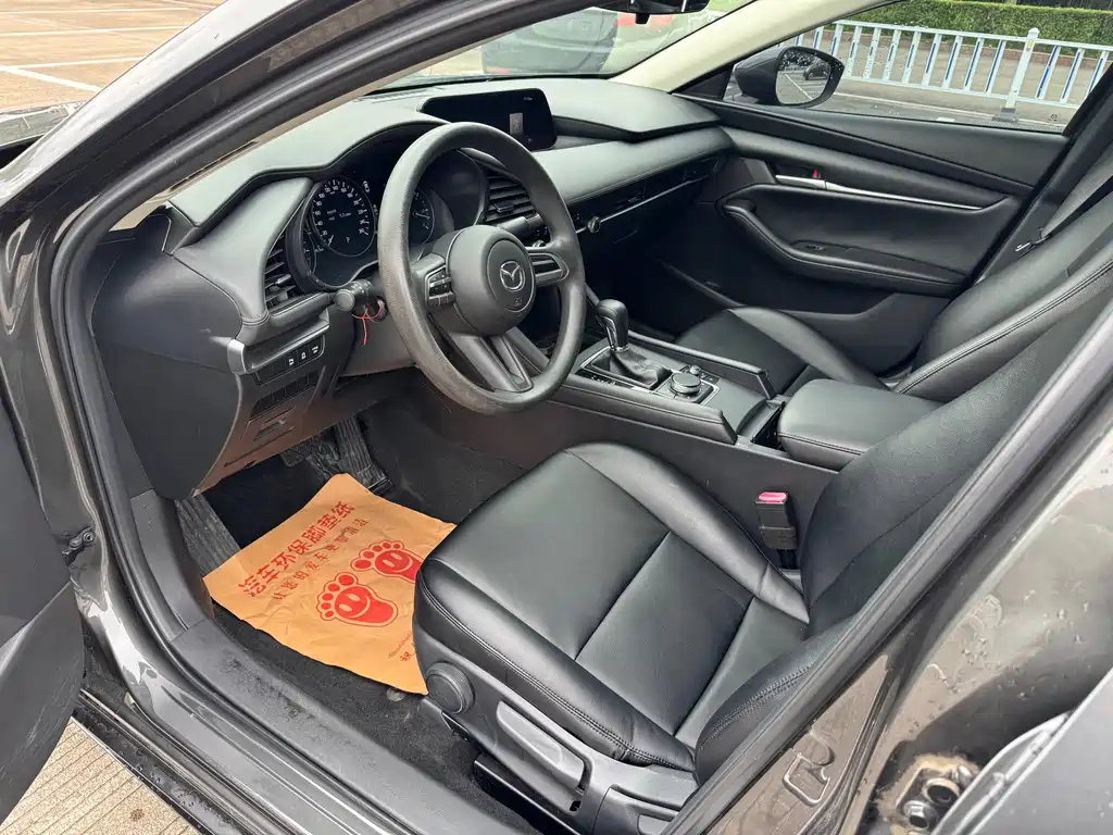 Mazda 3 Axela — миниатюра 6