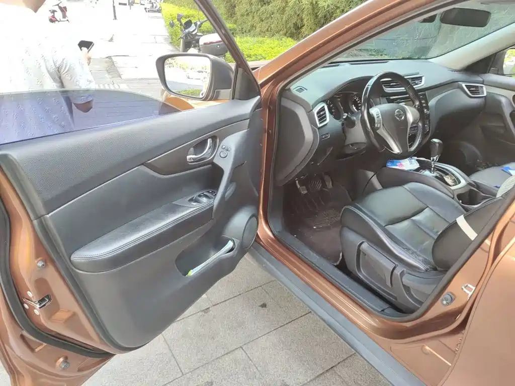 Nissan X-Trail — миниатюра 12