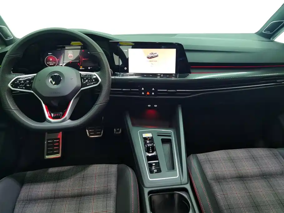 Volkswagen Golf GTI — миниатюра 12