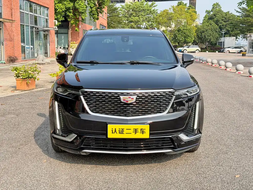 Cadillac XT6 — миниатюра 8