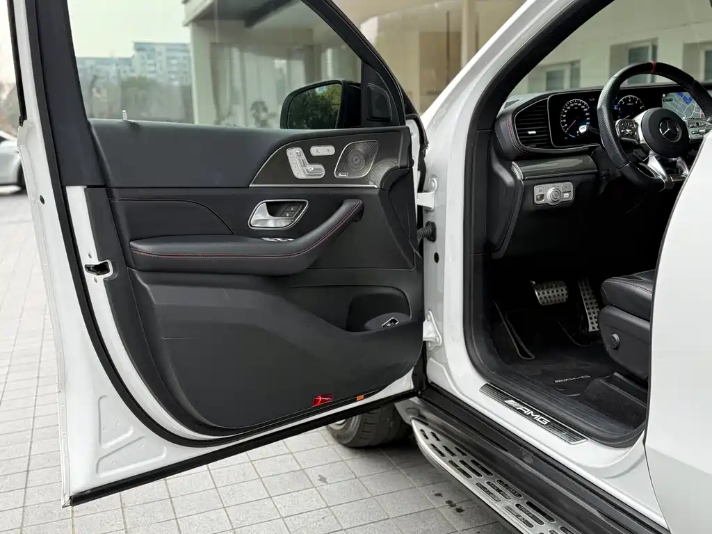 MERCEDES-BENZ GLE COUPE AMG