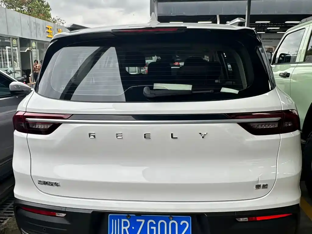 Geely Haoyue — миниатюра 6