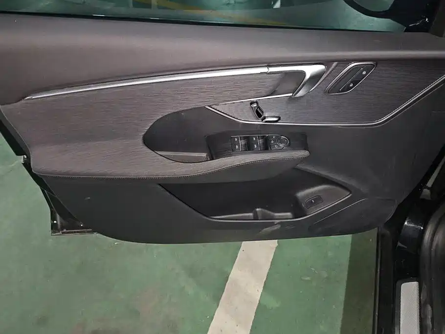 Buick LaCrosse — миниатюра 7