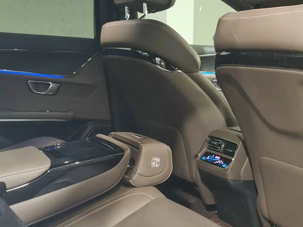 BYD Han — миниатюра 8