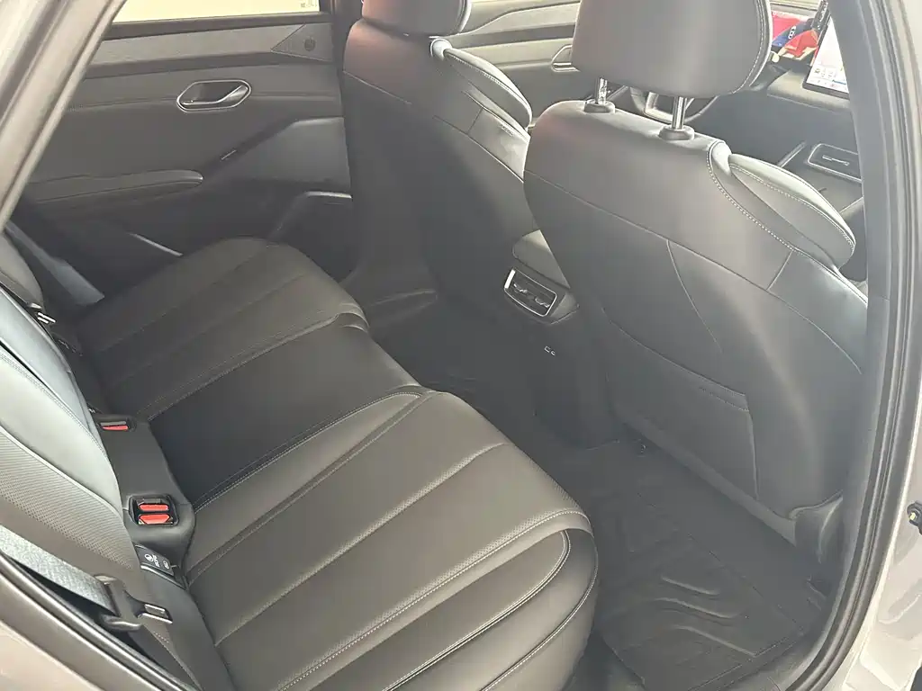 BYD Qin L — миниатюра 12