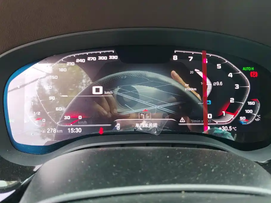 BMW 5 Series — миниатюра 14