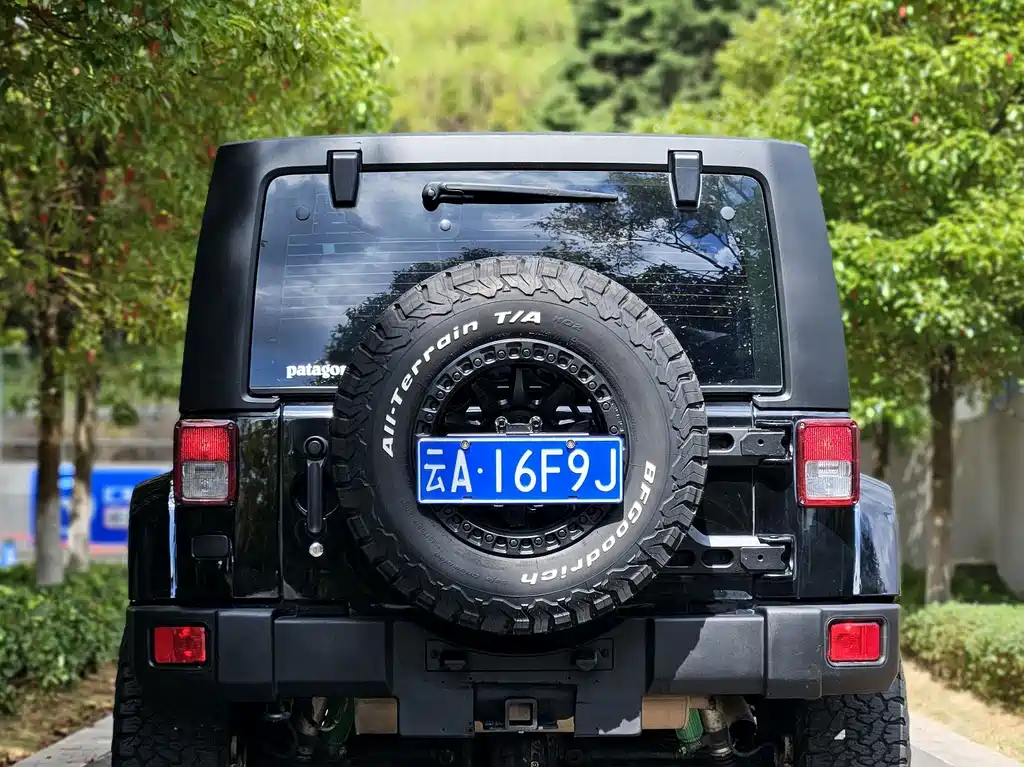 Jeep Wrangler — миниатюра 14