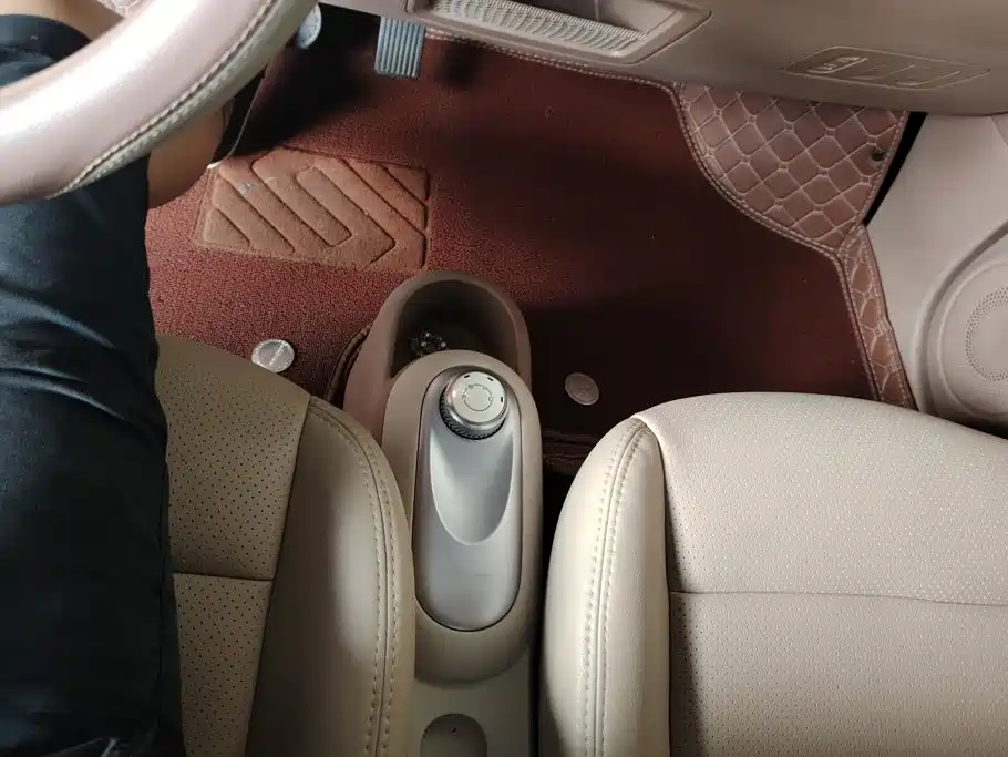 Wuling MINIEV — миниатюра 16