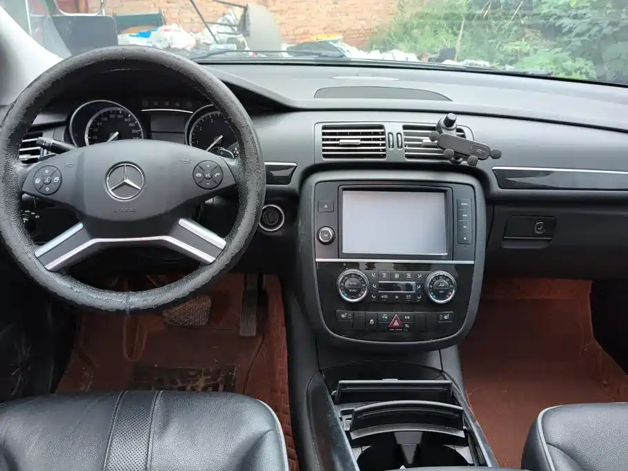 Mercedes-Benz R-Class — миниатюра 12